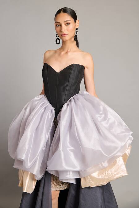 Siddartha Tytler Black Organza Sweetheart Neck Steel Bauble Corset Online at Aza Fashions Siddartha Tytler_Black Organza Sweetheart Neck Steel Bauble Corset _Online_at_Aza_Fashions