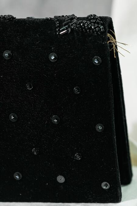 Buy_The Purple Sack_Black Embroidery, Sequins Velvet Handcrafted Party Clutch _Online_at_Aza_Fashions