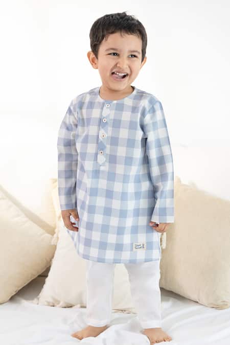Tiber Taber Blue Cotton Checked Kurta And White Pyjama Set 