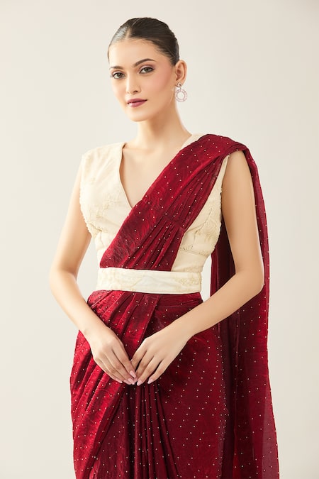 Buy_Samyukta Singhania_Maroon Net Embroidery V-neck Pre-draped Saree Set 