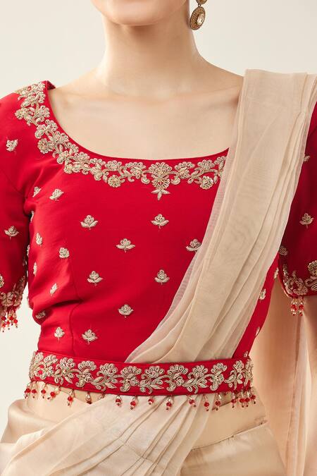 Samyukta Singhania_Beige Viscose Embroidery Square Neck Pre-draped Saree Set With Red Blouse _at_Aza_Fashions