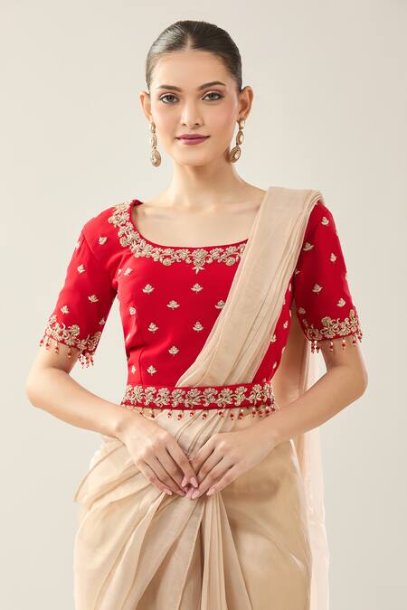 Buy_Samyukta Singhania_Beige Viscose Embroidery Square Neck Pre-draped Saree Set With Red Blouse 