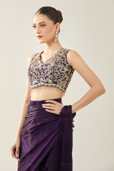 Samyukta Singhania_Purple Chinon Embroidery V-neck Pre-draped Saree Set _at_Aza_Fashions