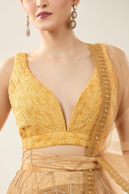 Samyukta Singhania_Yellow Net Sequins, Embroidery V-neck Lehenga Set With Dupatta _at_Aza_Fashions