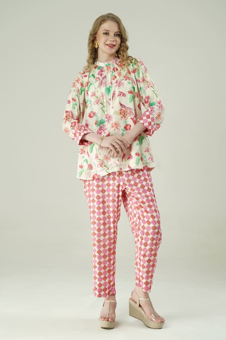 Shop_Surabhi Arya_Ivory Muslin Round Neck Floral Top And Pant Set _Online_at_Aza_Fashions