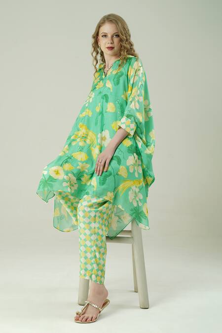 Buy_Surabhi Arya_Green Muslin Collared Floral Print Kaftan And Pant Set 