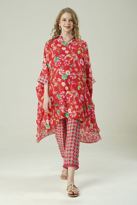 Shop_Surabhi Arya_Red Muslin Split V-neck Floral Print Kaftan And Pant Set _Online_at_Aza_Fashions