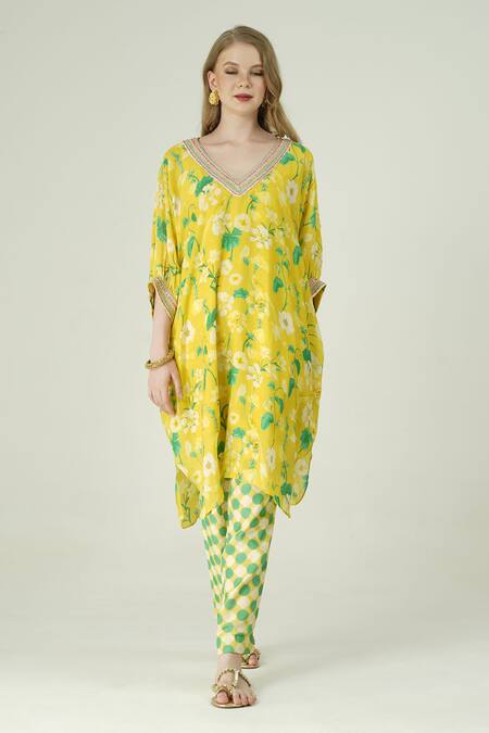 Surabhi Arya_Yellow Muslin Embroidery V-neck Floral Hand Kaftan And Pant Set _Online_at_Aza_Fashions