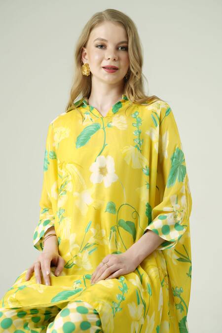 Shop_Surabhi Arya_Yellow Muslin Split V-neck Floral Kaftan Set 