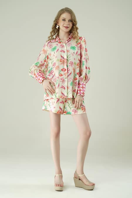 Surabhi Arya Ivory Muslin Collared Floral Print Top And Shorts Set 