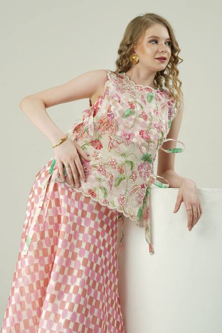 Surabhi Arya_Ivory Organza, Crepe Embroidery Round Neck Floral Hand Top And Skirt Set _Online_at_Aza_Fashions