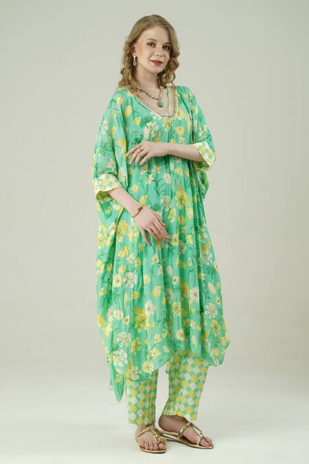 Buy_Surabhi Arya_Green Muslin Embroidery V-neck Floral Hand Kaftan Set _Online_at_Aza_Fashions