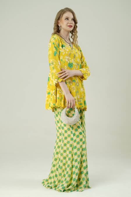 Buy_Surabhi Arya_Yellow Crepe Embroidery V-neck Floral Hand Kurta And Sharara Set _Online_at_Aza_Fashions