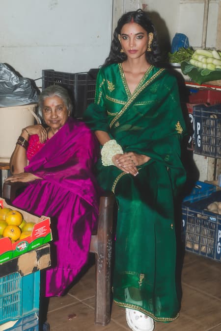 Label Earthen_Emerald Green Organza, Silk Embroidery V-neck Sari And Blouse _at_Aza_Fashions