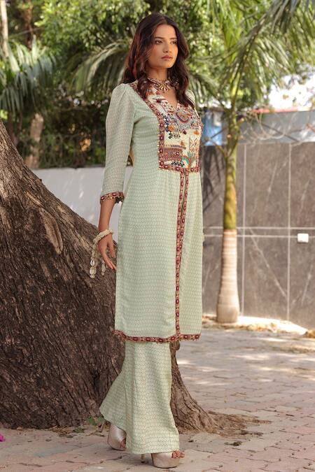 Ankur J_Multi Color Georgette Embroidery Split V-neck Designer Kurta Pant Set _Online_at_Aza_Fashions