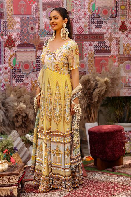 Ankur J_Yellow Georgette Embroidery V-neck Designer Anarkali Set _at_Aza_Fashions