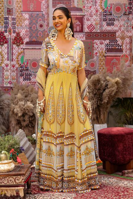 Buy_Ankur J_Yellow Georgette Embroidery V-neck Designer Anarkali Set 