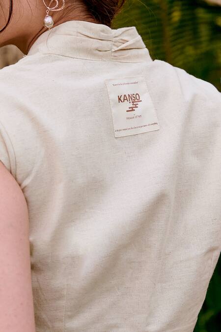 House Of Fett_Ivory V-neck Designer Alaya Co-ord Set _Online_at_Aza_Fashions