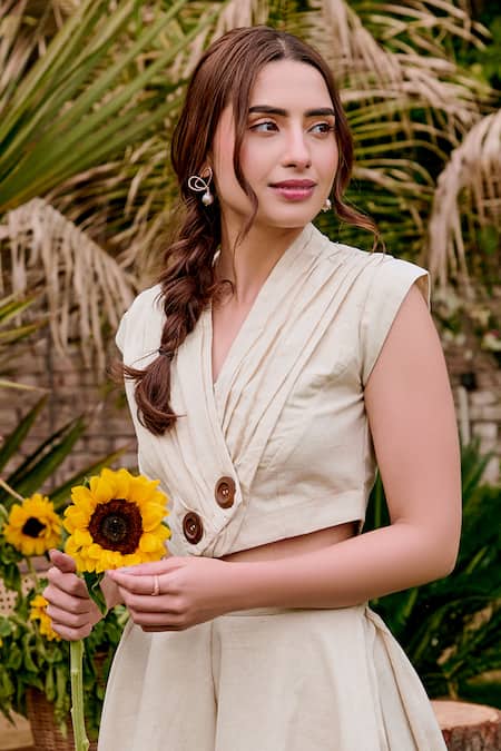 Buy_House Of Fett_Ivory V-neck Designer Alaya Co-ord Set _Online_at_Aza_Fashions