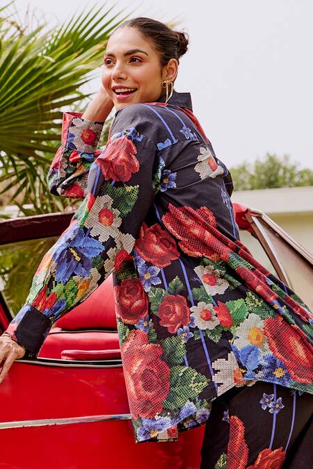 House Of Fett_Black Cotton Embroidery V-neck Floral Print Co-ord Set _Online_at_Aza_Fashions