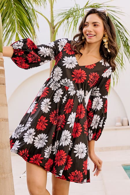 House Of Fett_Black Poplin V-neck Sanur Balloon Mini Dress_Online_at_Aza_Fashions