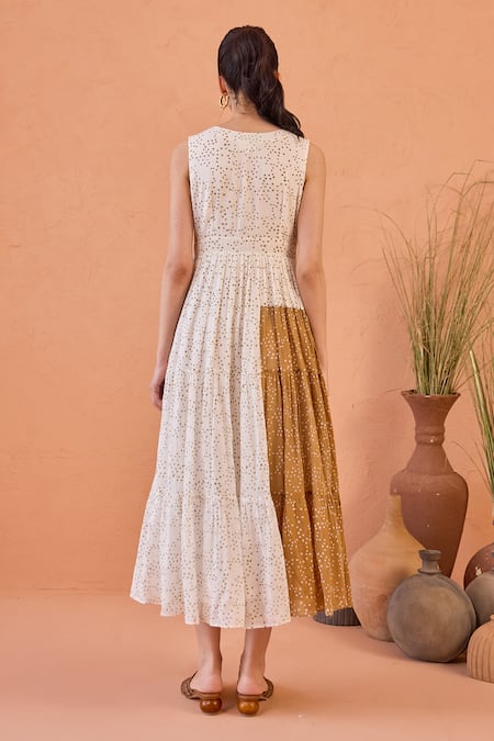 Shop Taro White Cotton V-neck Coconut Dust Confetti Dot Dress at Aza Fashions Shop_Taro_White Cotton V-neck Coconut Dust Confetti Dot Dress _at_Aza_Fashions