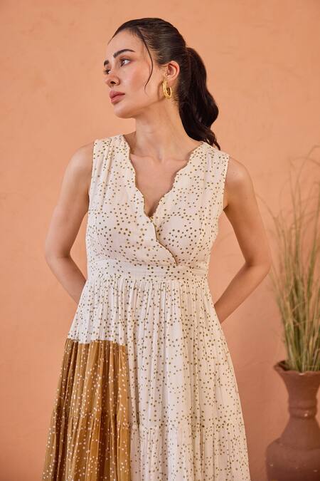 Shop Taro White Cotton V-neck Coconut Dust Confetti Dot Dress Online at Aza Fashions Shop_Taro_White Cotton V-neck Coconut Dust Confetti Dot Dress _Online_at_Aza_Fashions