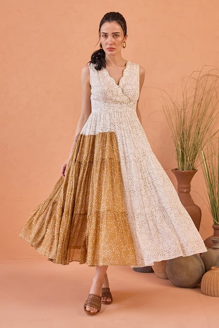 Taro White Cotton V-neck Coconut Dust Confetti Dot Dress