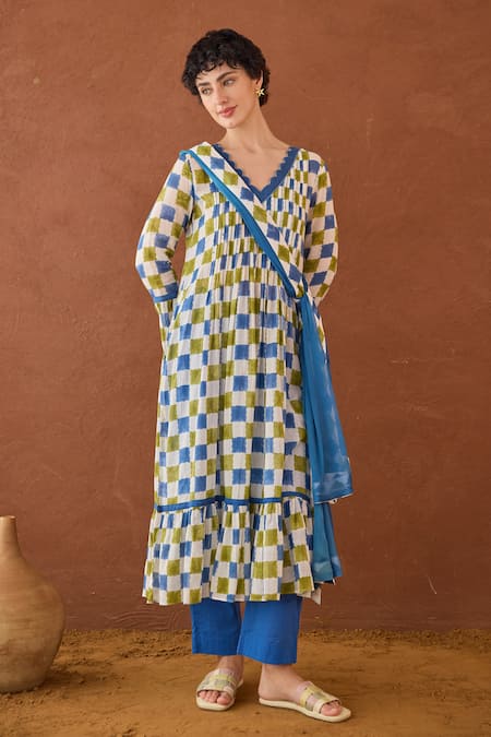 Shop Taro Multi Color Cotton V-neck Cloudburst Plaid Kurta Set Online at Aza Fashions Shop_Taro_Multi Color Cotton V-neck Cloudburst Plaid Kurta Set _Online_at_Aza_Fashions