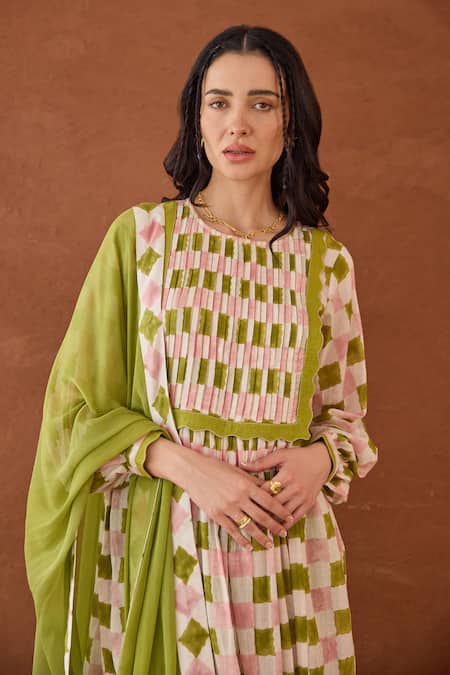 Taro Multi Color Cotton Embroidery Round Neck Rosewood Plaid Kurta Set Online at Aza Fashions Taro_Multi Color Cotton Embroidery Round Neck Rosewood Plaid Kurta Set _Online_at_Aza_Fashions