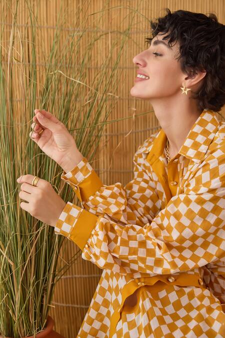 Buy Taro Orange Cotton Collared Golden Hour Gingham Shirt Dress Online at Aza Fashions Buy_Taro_Orange Cotton Collared Golden Hour Gingham Shirt Dress _Online_at_Aza_Fashions