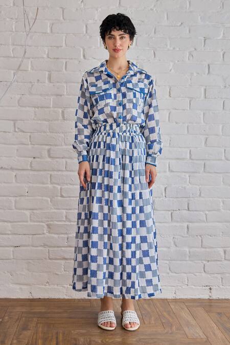 Taro_Multi Color Cotton Block Printed Blue Pixel Skirt _at_Aza_Fashions