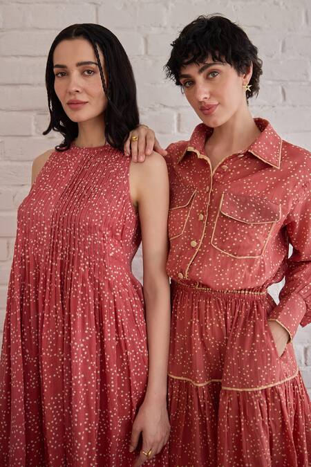 Taro Red Cotton Collared Confetti Dot Printed Rose Meadow Shirt at Aza Fashions Taro_Red Cotton Collared Confetti Dot Printed Rose Meadow Shirt _at_Aza_Fashions