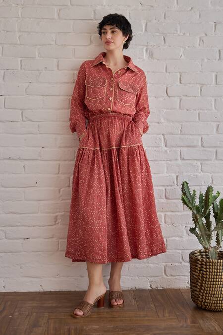 Buy Taro Red Cotton Rose Meadow Confetti Dot Skirt Online at Aza Fashions Buy_Taro_Red Cotton Rose Meadow Confetti Dot Skirt _Online_at_Aza_Fashions