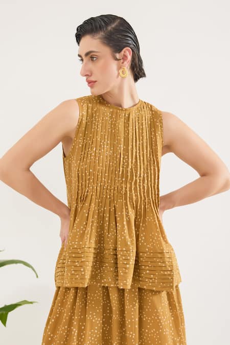 Taro_Mustard Cotton Round Neck Mirage Co-ord Set _at_Aza_Fashions