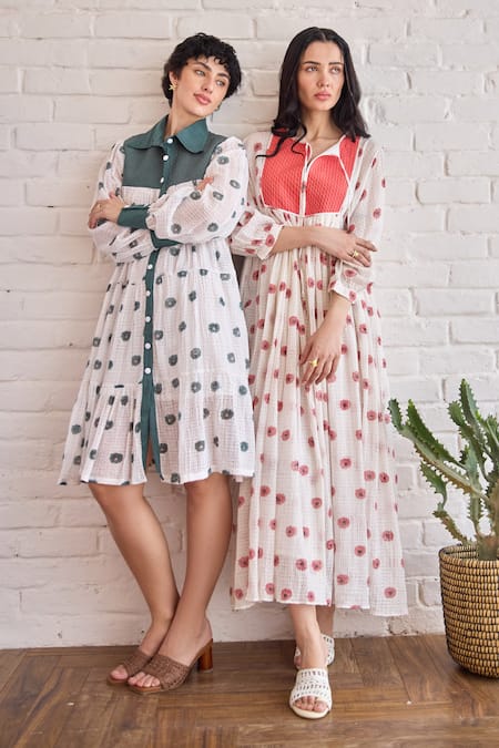 Buy_Taro_White Cotton Embroidery Round Neck Hand-block Print Roselle Dress 