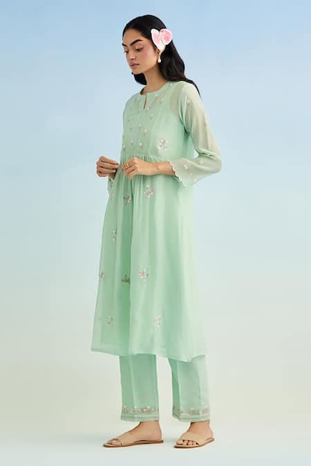 Shop_Anantaa By Roohi_Green Chanderi Embroidery Mandarin Collar Kurta Set With Pink Dupatta 