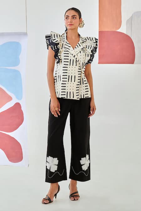 Moontara White Cotton Patchwork V-neck Ruffled Jacket And Black Pants Set