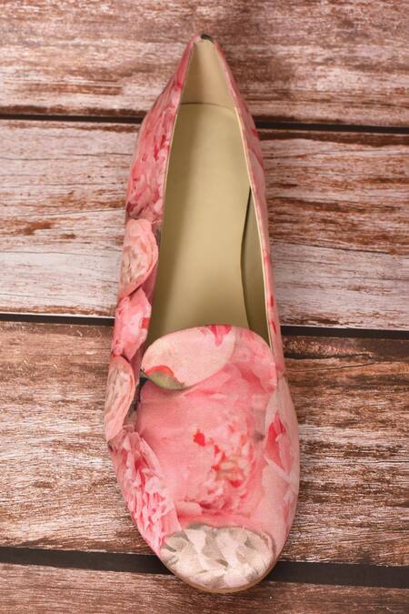 Buy_Nazaakat By Samara Singh_Pink Floral Print Loafers _Online_at_Aza_Fashions