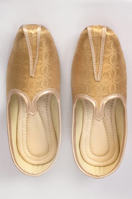 Arihant Rai Sinha Brocade Jutti 