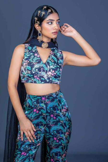 Buy_Damoiselle_Black Chinon, Silk Pearls Square Neck Midnight Grove Three-piece Coord Set _Online_at_Aza_Fashions