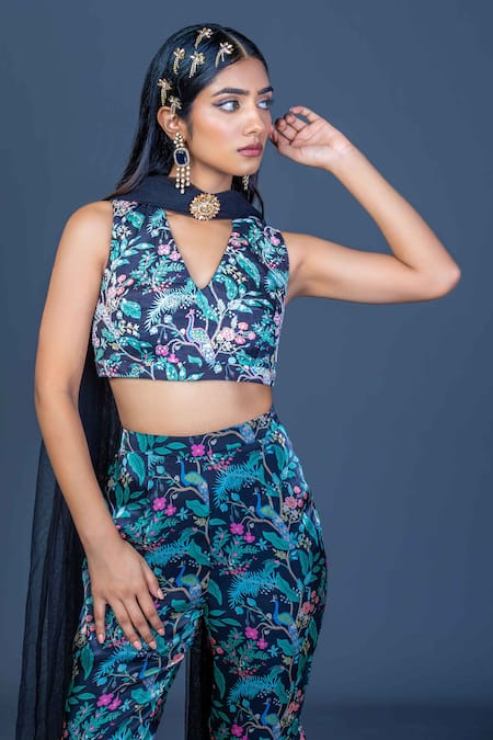 Buy_Damoiselle_Black Chinon, Viscose, Shantoon, Net Sequins, Midnight Peacock Charm Coord Set 