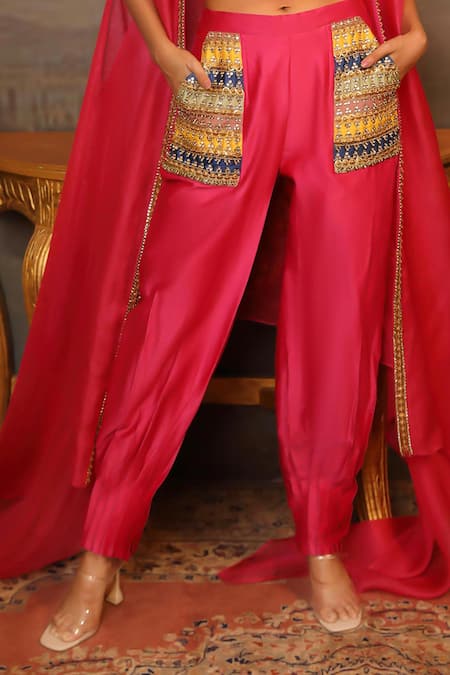 Jigya Japra_Magenta Organza Embroidery, Beads Round Neck Cape Set _Online_at_Aza_Fashions