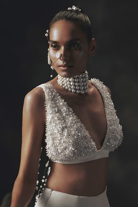 Nikhil Thampi White Voile Pearls, Embroidery V-neck 3d Flower Lehenga Set Online at Aza Fashions Nikhil Thampi_White Voile Pearls, Embroidery V-neck 3d Flower Lehenga Set _Online_at_Aza_Fashions