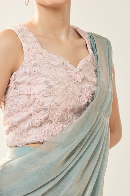 Samyukta Singhania_Blue Embroidery Sweetheart Neck Pre-draped Saree And Pink Blouse Set _at_Aza_Fashions