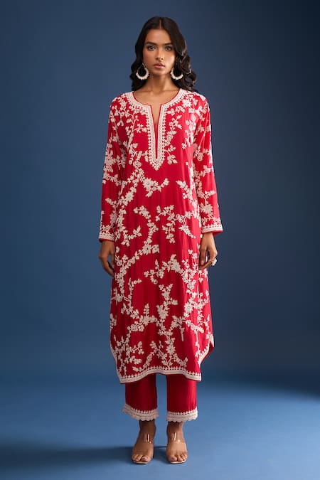 Anushree Reddy_Red Embroidery Split V-neck Pearl Work Kurta Set _Online_at_Aza_Fashions