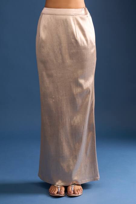 Buy_Seema Gujral_Silver Organza, Tissue Sequins Scoop Neck Saree With Blouse_Online_at_Aza_Fashions