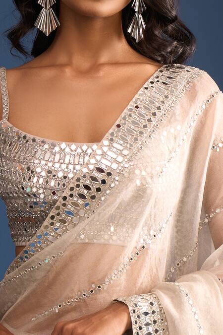 Buy_Seema Gujral_Silver Organza, Tissue Sequins Scoop Neck Saree With Blouse