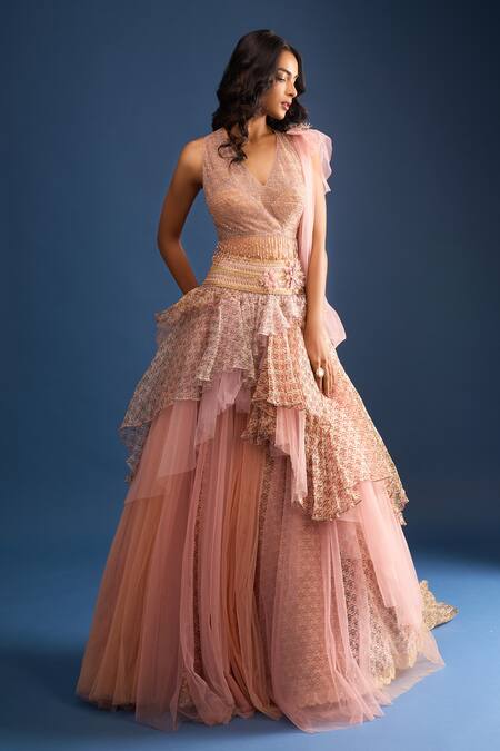 Buy_Tarun Tahiliani_Pink Embroidery V-neck Layered Lehenga Set With Drape_Online_at_Aza_Fashions