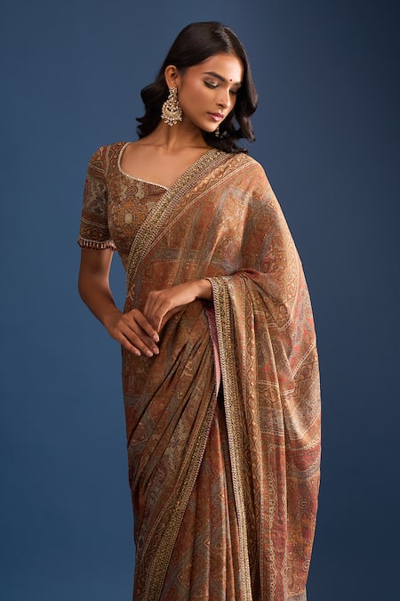 Tarun Tahiliani_Multi Color Embroidery V-neck Printed Saree And Blouse Set _at_Aza_Fashions
